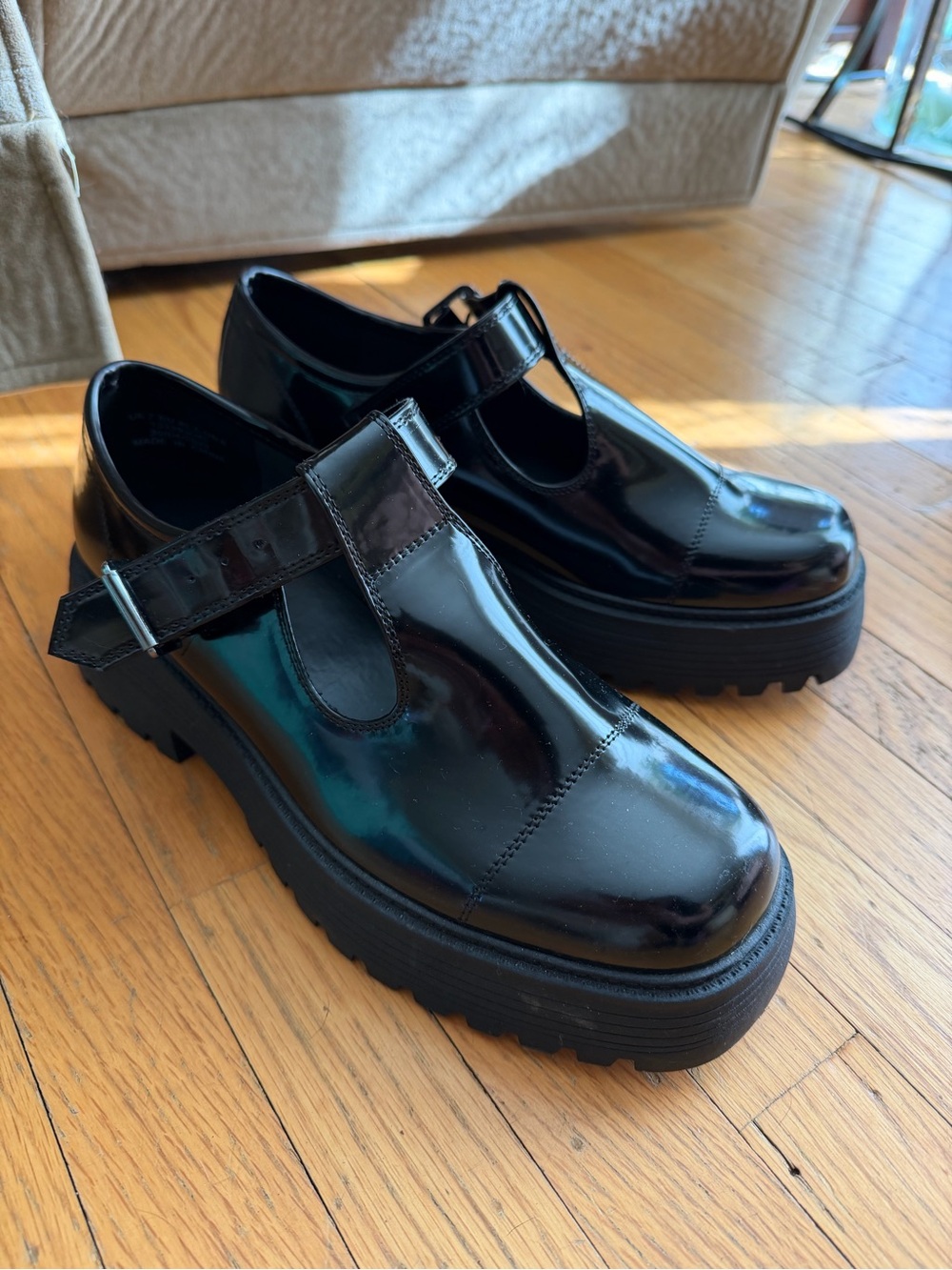 Black Patent Mary Jane Shoes with Strap Like New